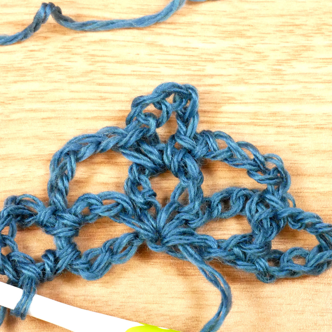 Dreieckstuch aus Luftmaschenbögen – Häkelanleitung (digital)