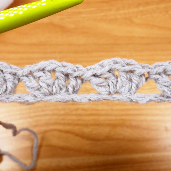 Iris-Muster Schal – Basis 16 Maschen – Häkelanleitung (digital)