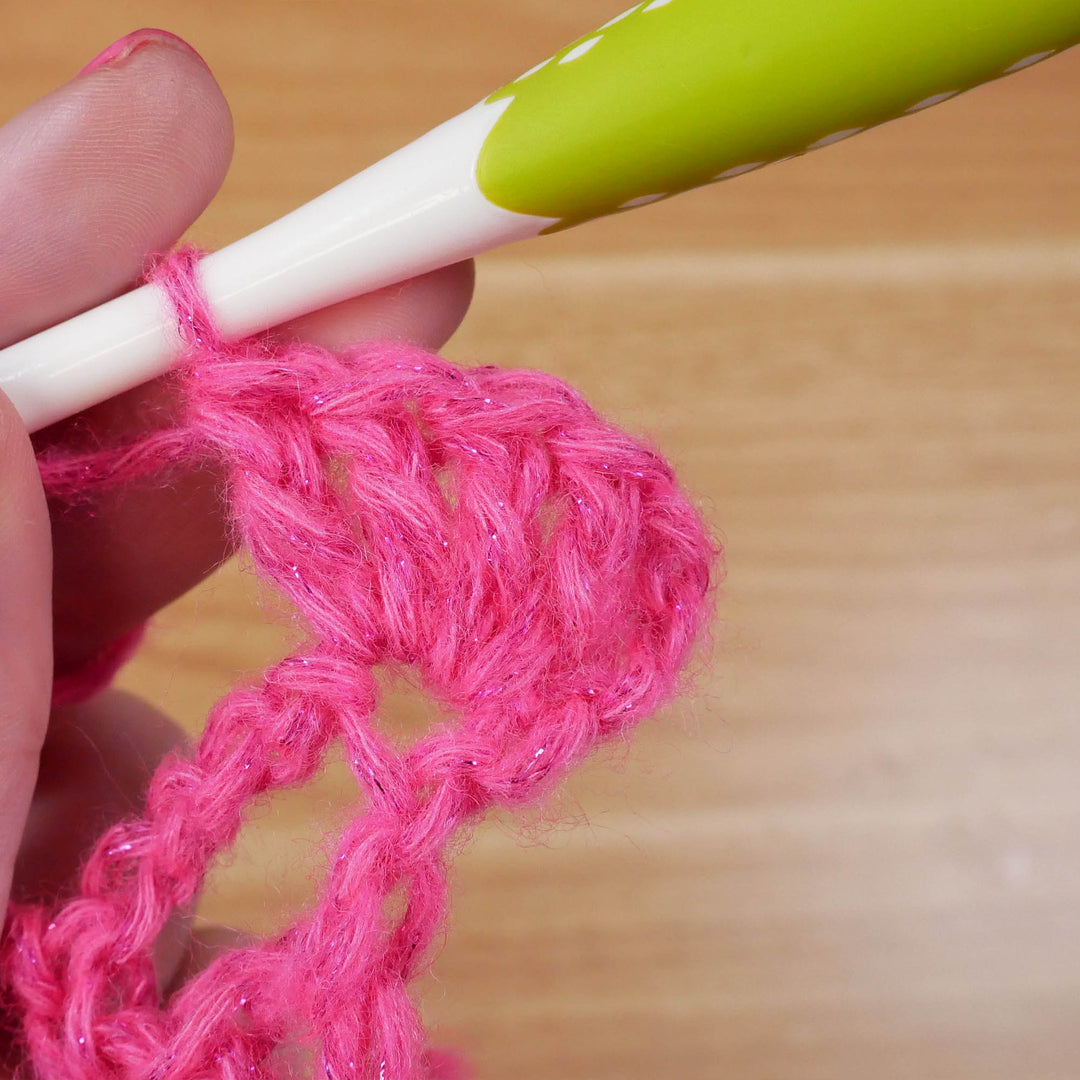 Dreieckstuch im Muschel Lochmuster – Häkelanleitung (digital)