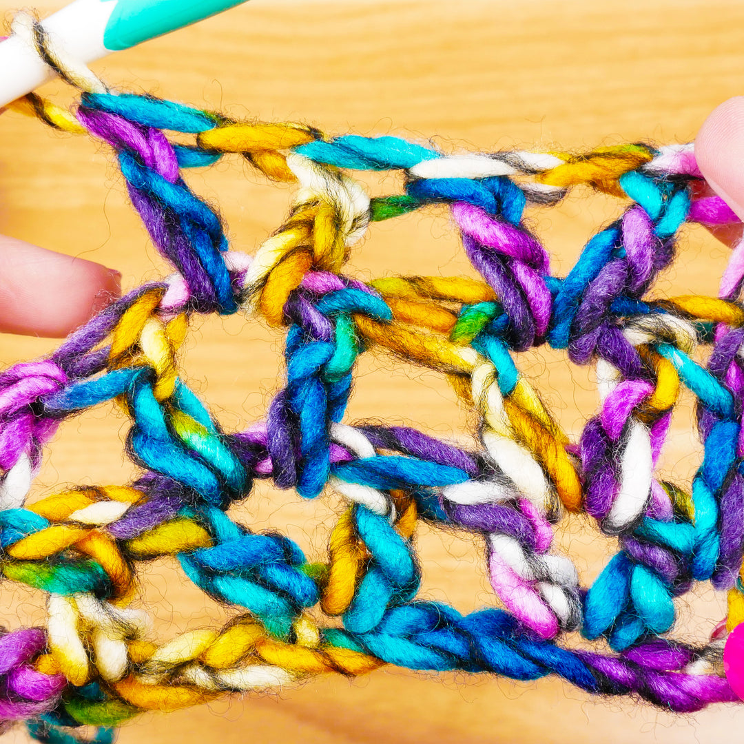 Schal im V-Muster für Anfänger (Basis 15 Maschen) – Häkelanleitung (digital)