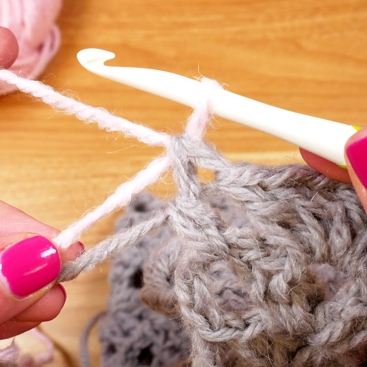 Iris-Muster Schal – Basis 16 Maschen – Häkelanleitung (digital)