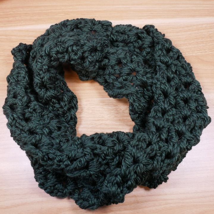 Single Loop im V-Muster mit Twist – Häkelanleitung (digital)